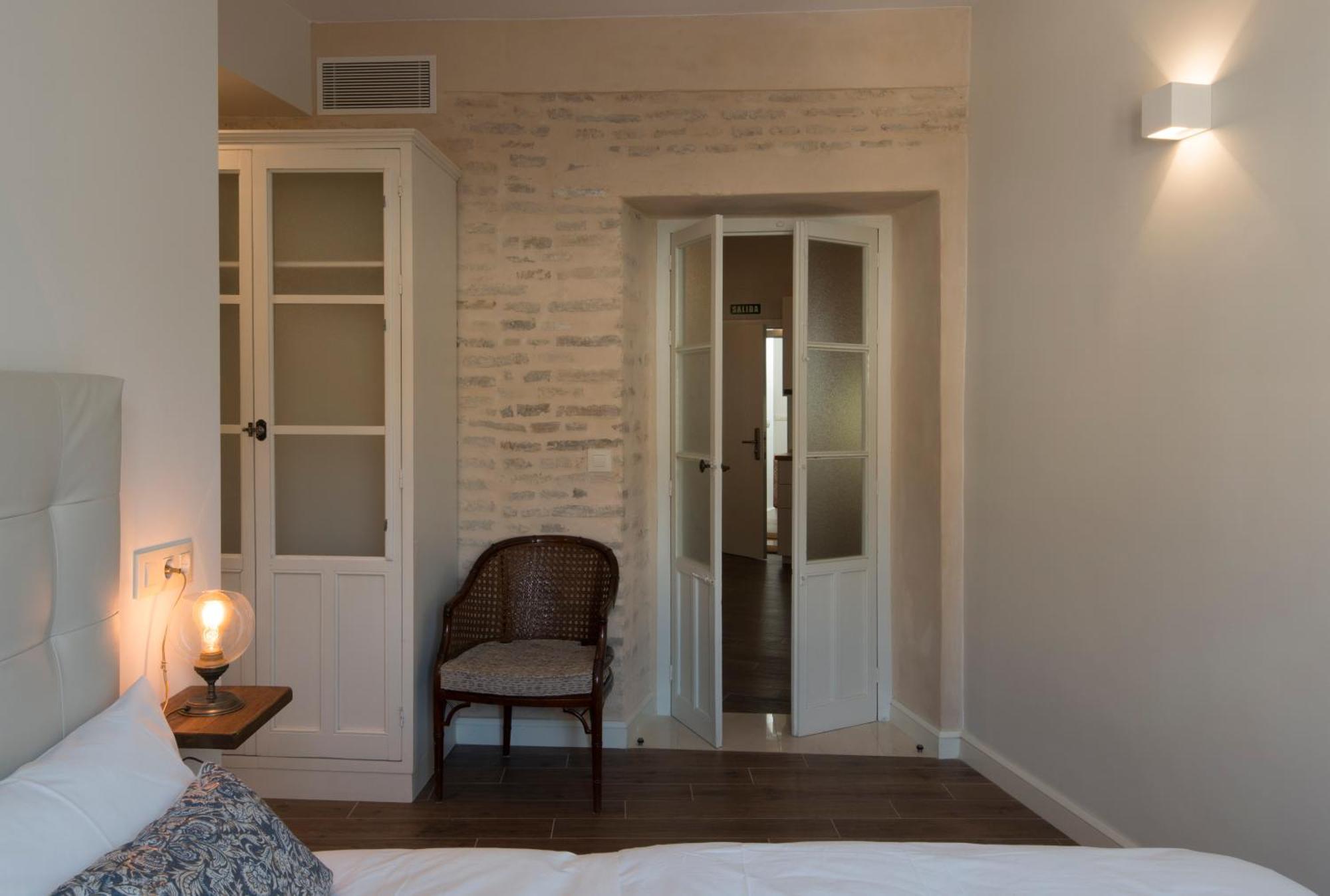 Santa Maria Apartments Seville Room photo