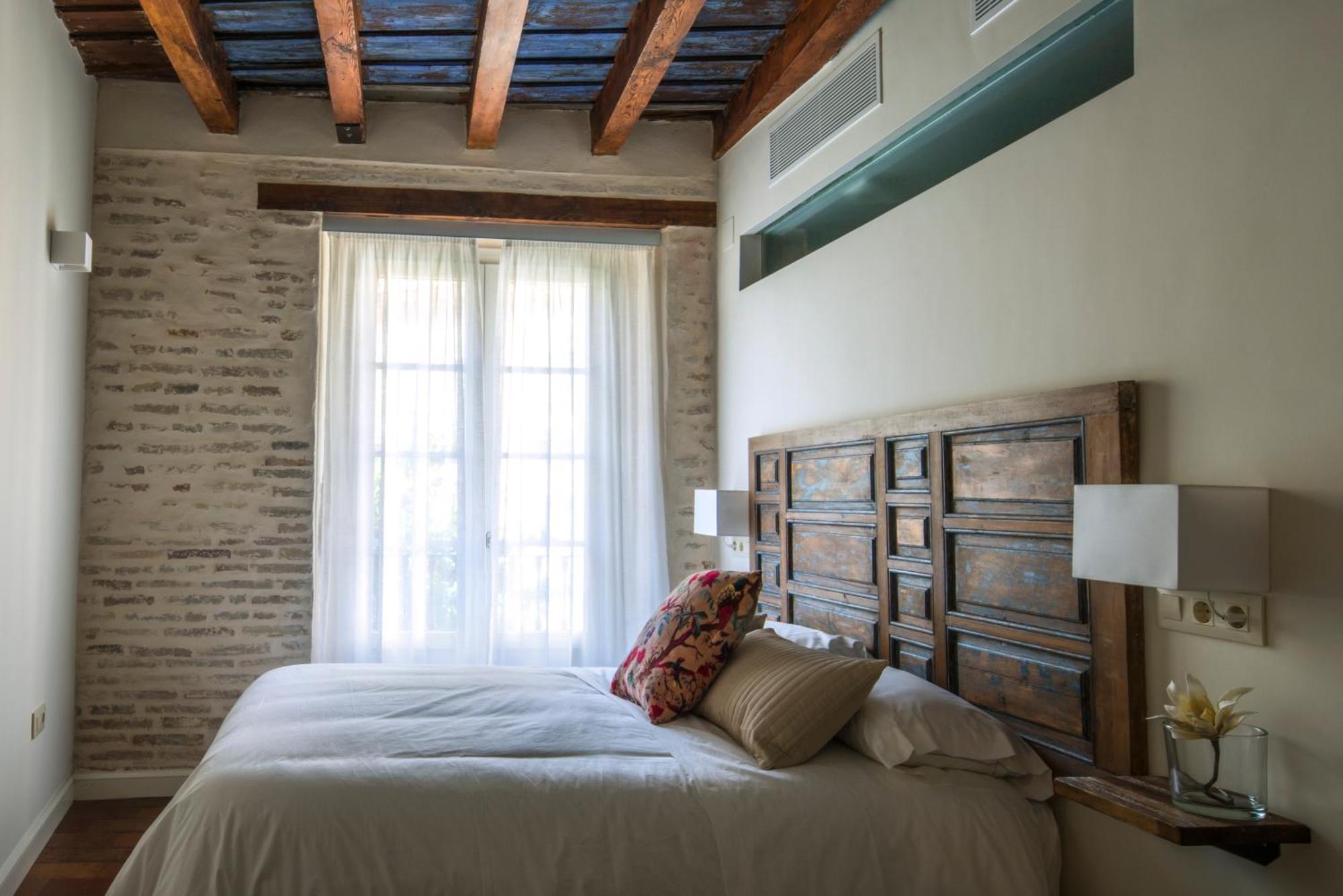 Santa Maria Apartments Seville Room photo