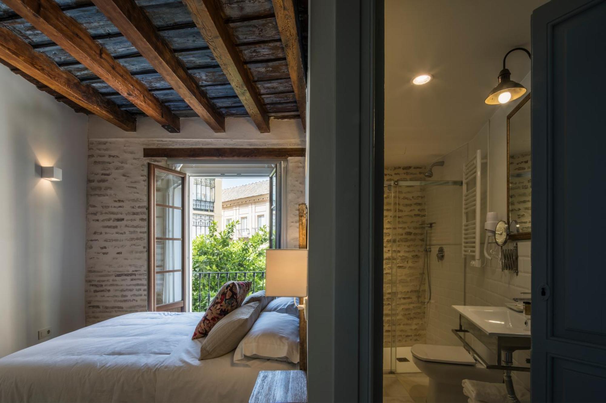 Santa Maria Apartments Seville Room photo