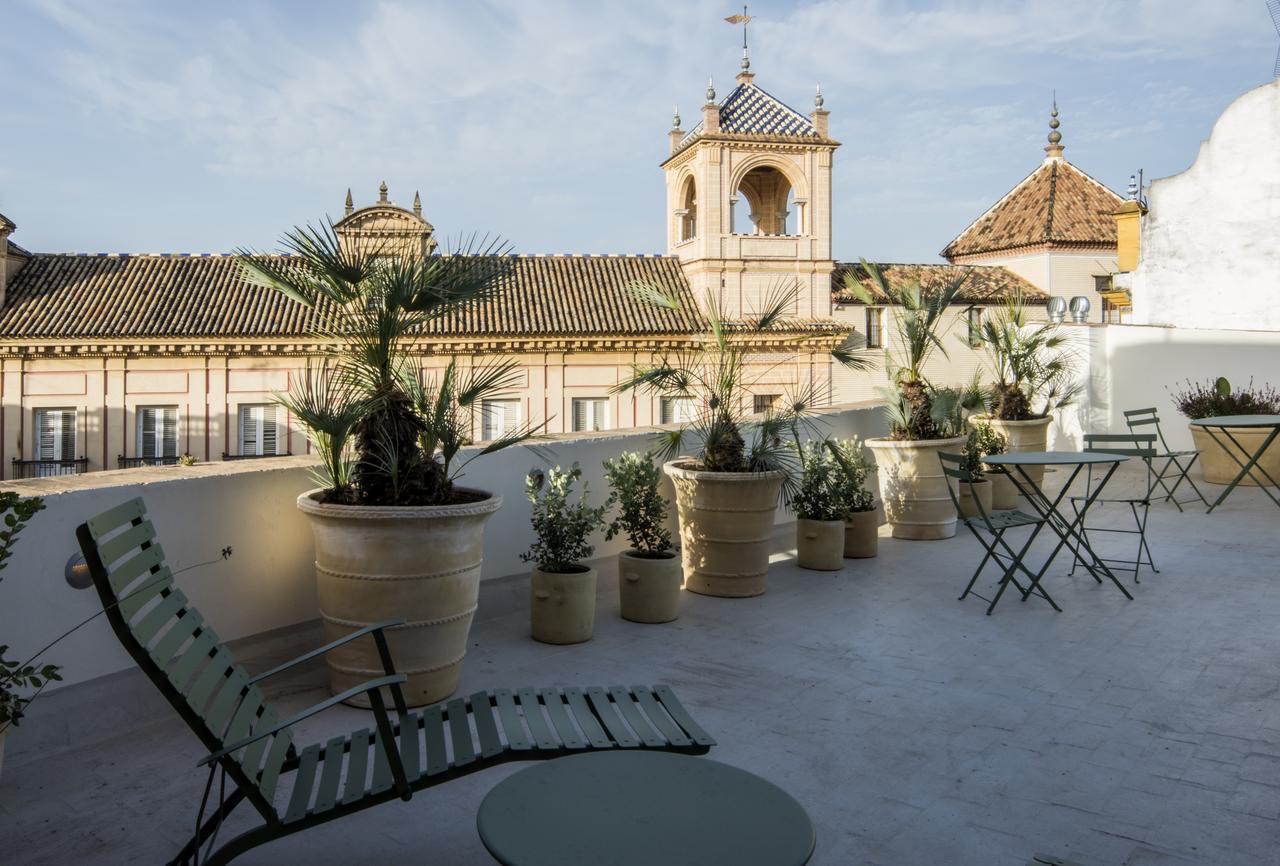 Santa Maria Apartments Seville Exterior photo