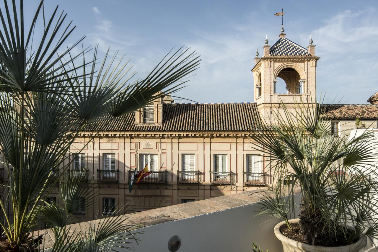 Santa Maria Apartments Seville Exterior photo